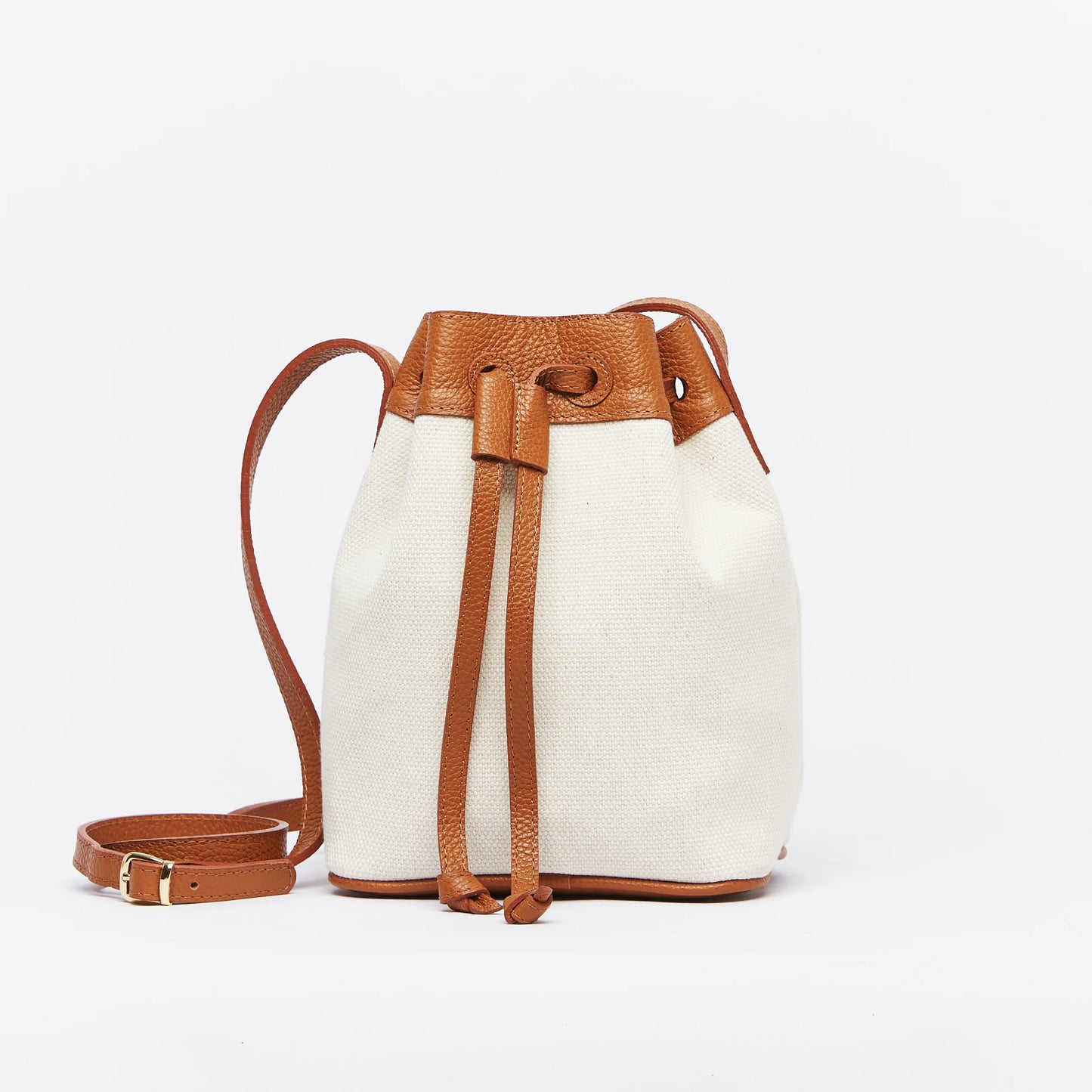 Atuel Bucket Bag