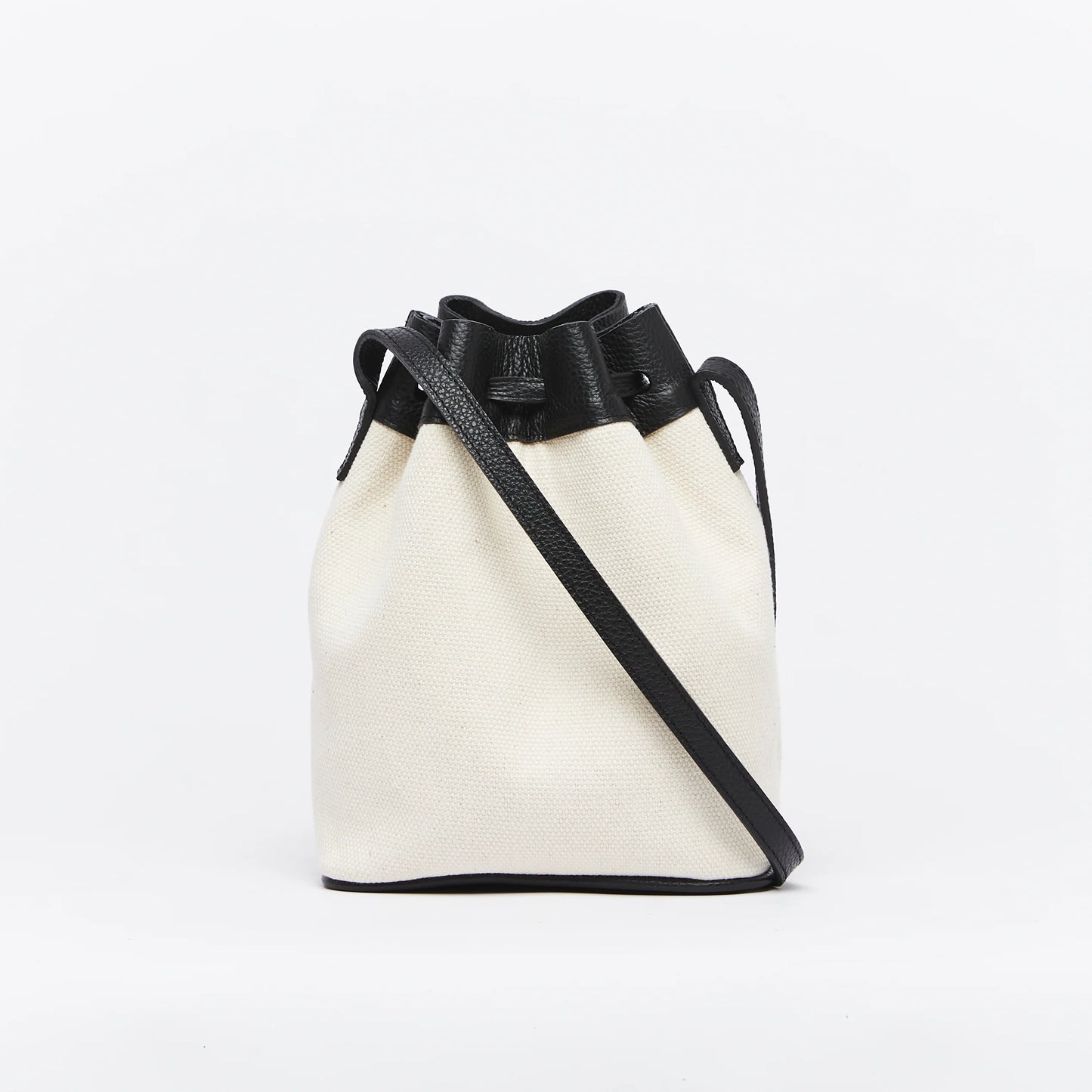 Atuel Bucket Bag