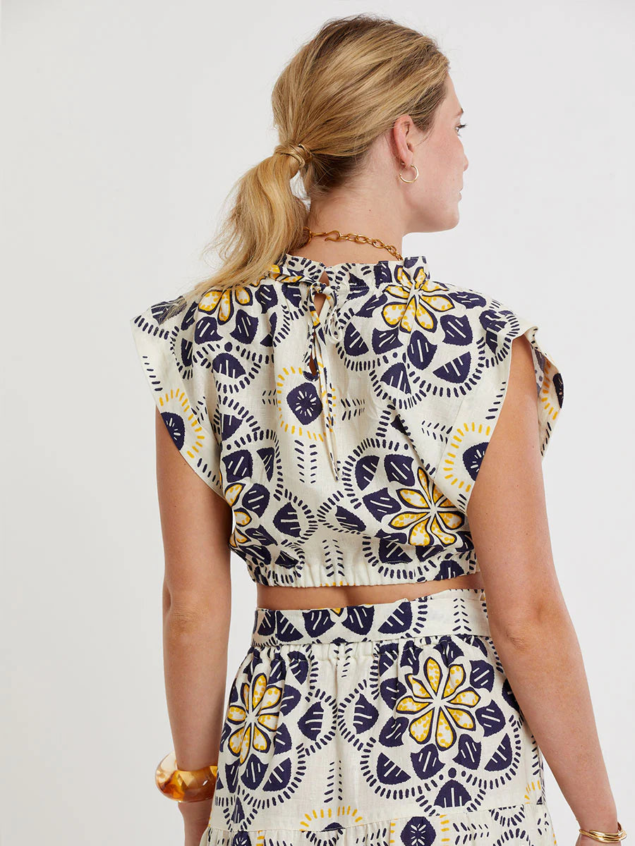 MUNA Ruched Crop Top